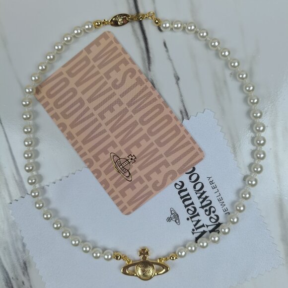 Vivienne Westwood The Gold-tone Mini Bas Relief Pearl Choker - Picture 8 of 8